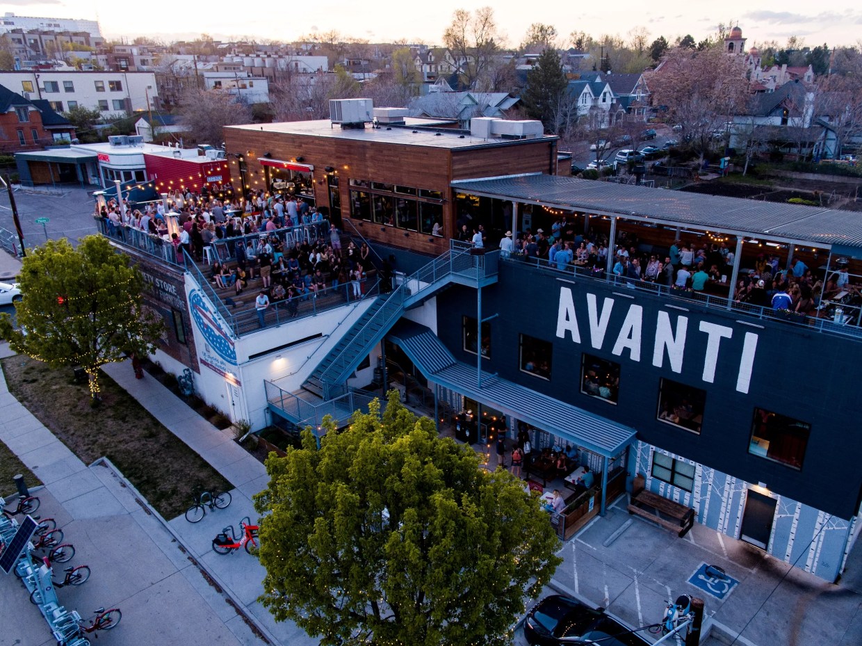 Avanti Attracts Southern Chef and His Hot Chicken
