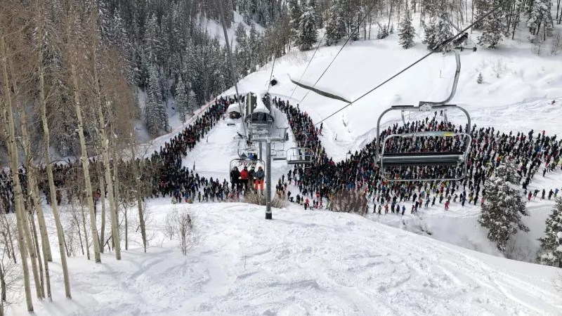 Vail’s International Student Workers Feel Left Out in the Cold Over High Housing Costs