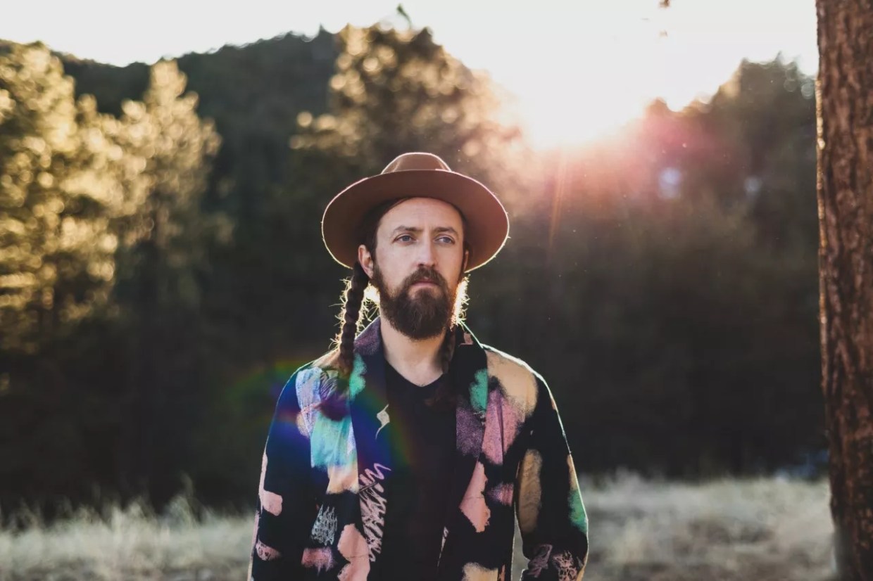 Paul DeHaven Creates <i>Echoes and Overtones</i>