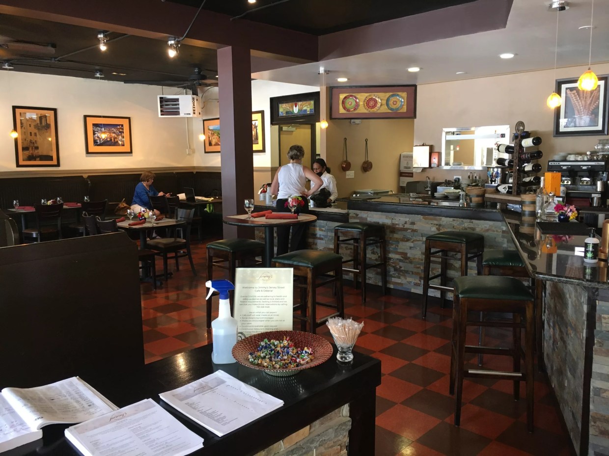 Quiznos Founder Opens Neighborhood Italian Eatery