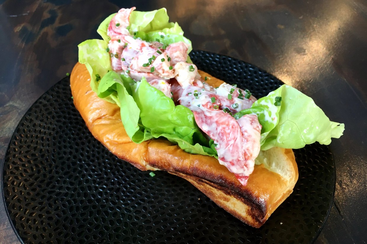 Manzo Lobster & Oyster Bar Opens This Week in Uptown