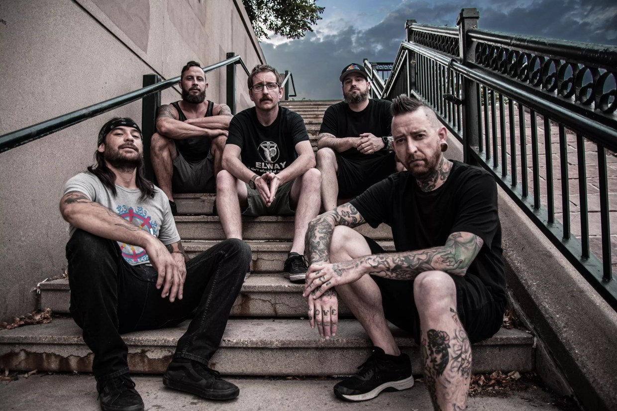 Record Thieves Long for the Raw Energy of an Actual Punk Show