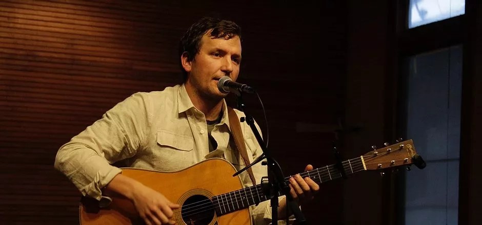 For Country Singer Rodney Rice, It’s the <i>SAME SHIrT, DIFFERENT DAY</i>