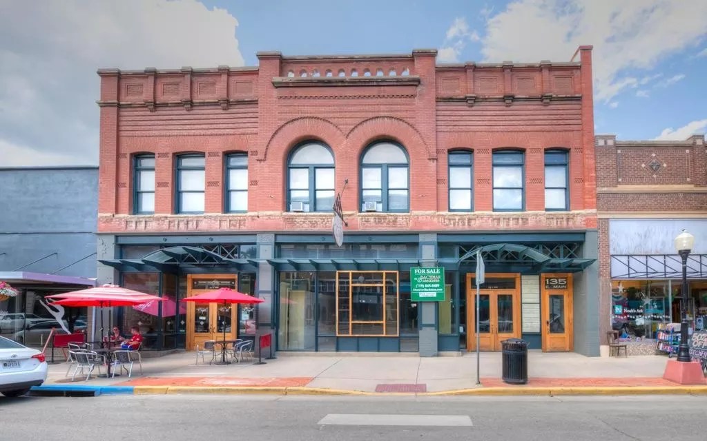 Mutiny Information Cafe First in “South Broadway Exodus” to Trinidad