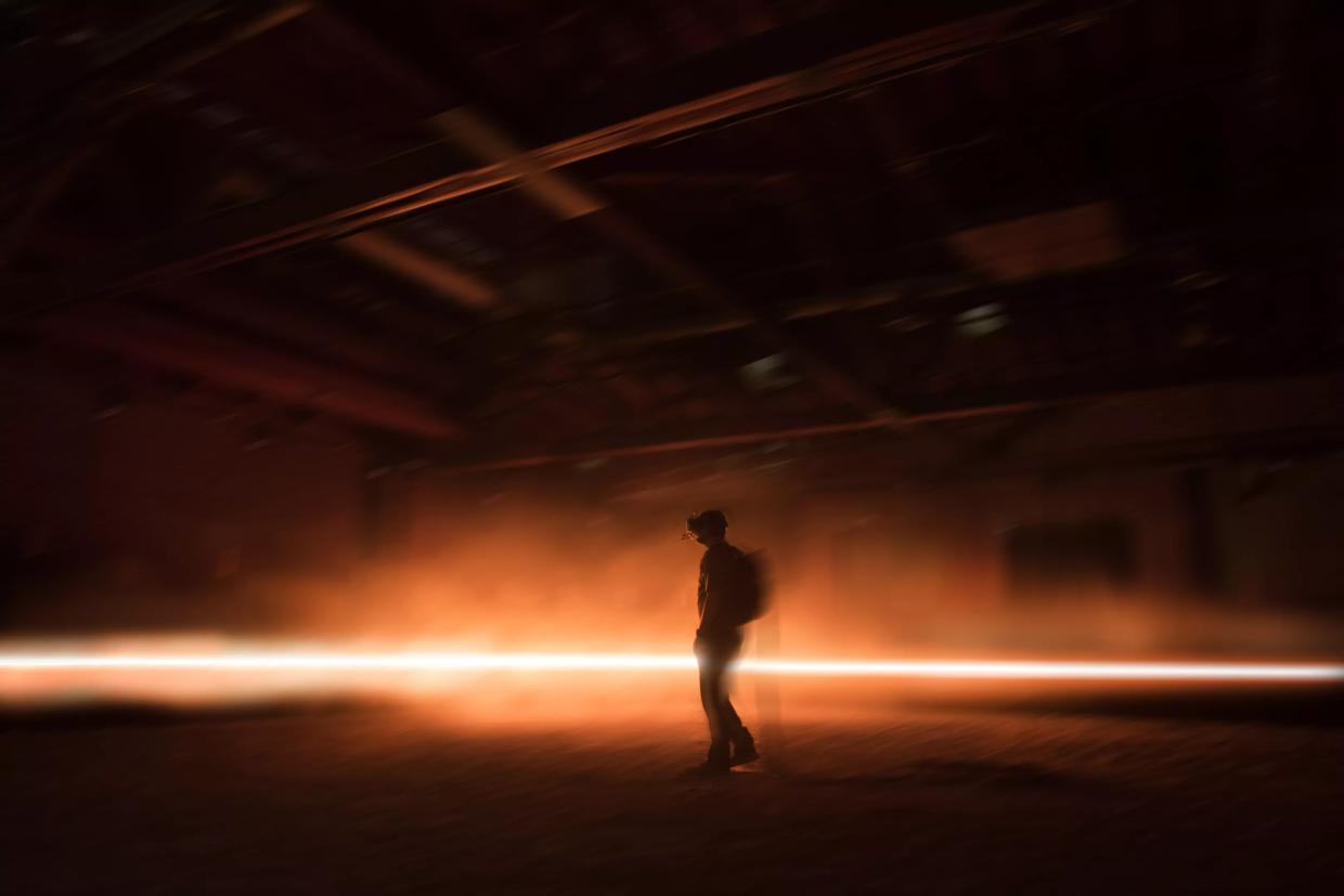 Wander the Desert in the Shoes of Refugees at <i>Carne y Arena </i>