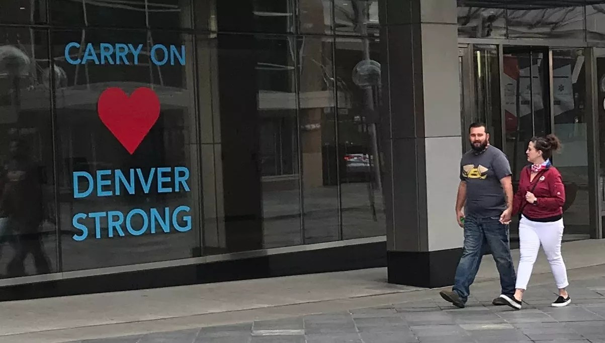 COVID-19 Level Red Doesn’t Get Many in Denver to Mask Up Outside