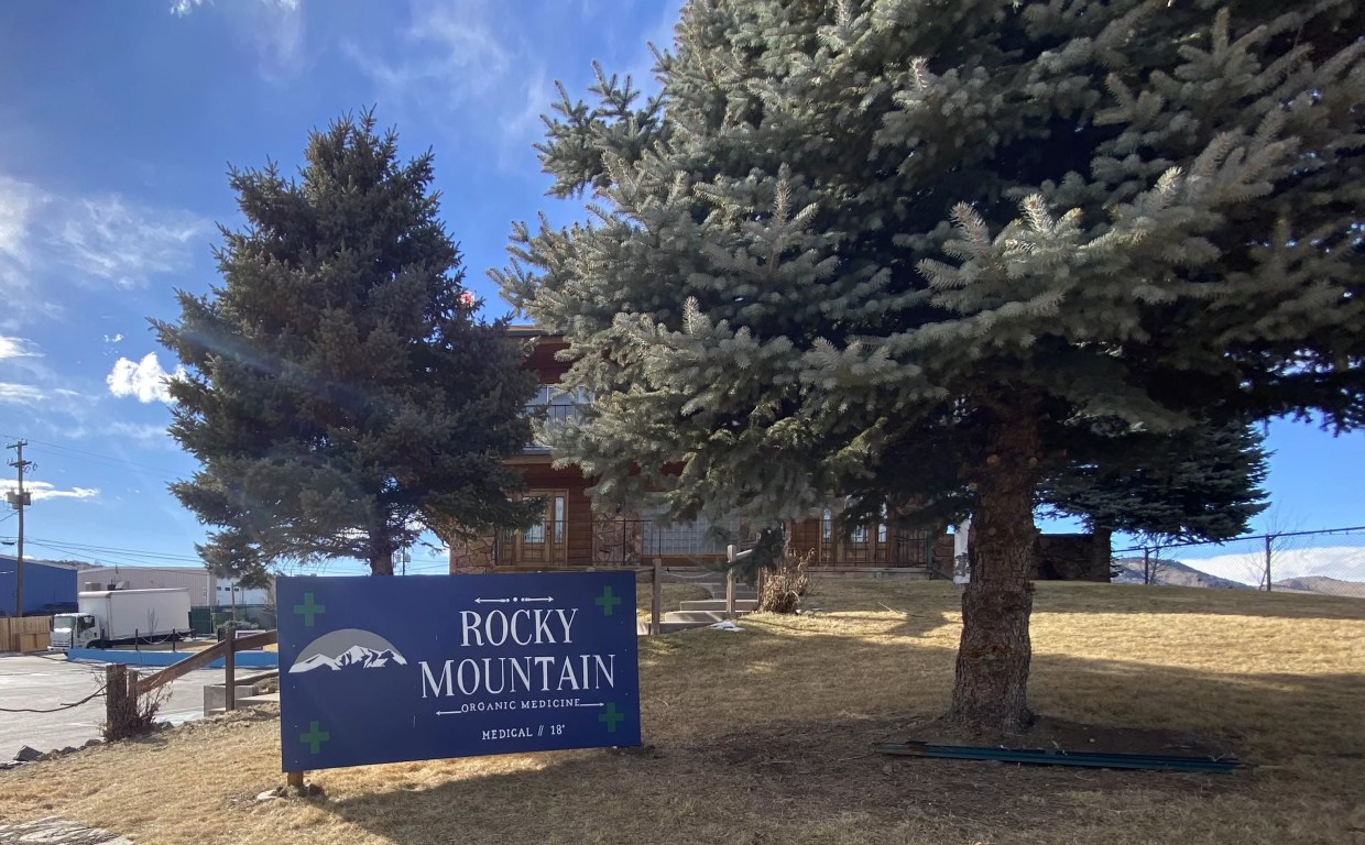 Golden City Council Sniffing Around Recreational Weed Sales