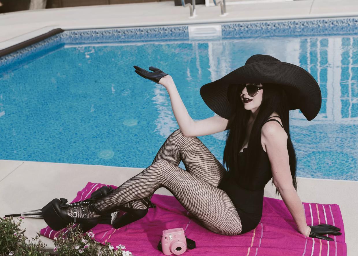 Shadow Dancers: Club Kids Reflect on the Power of the Party