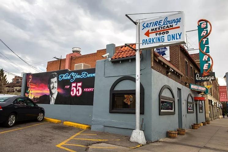 Reader: This Place Is Hot Again! Have a Nice Time at the Satire!