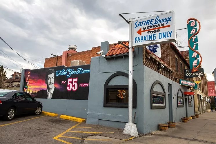 Reader: This Place Is Hot Again! Have a Nice Time at the Satire!