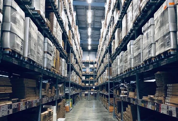 Reader: Amazon Wants Weed Legalized So It Can Sell, Deliver It!