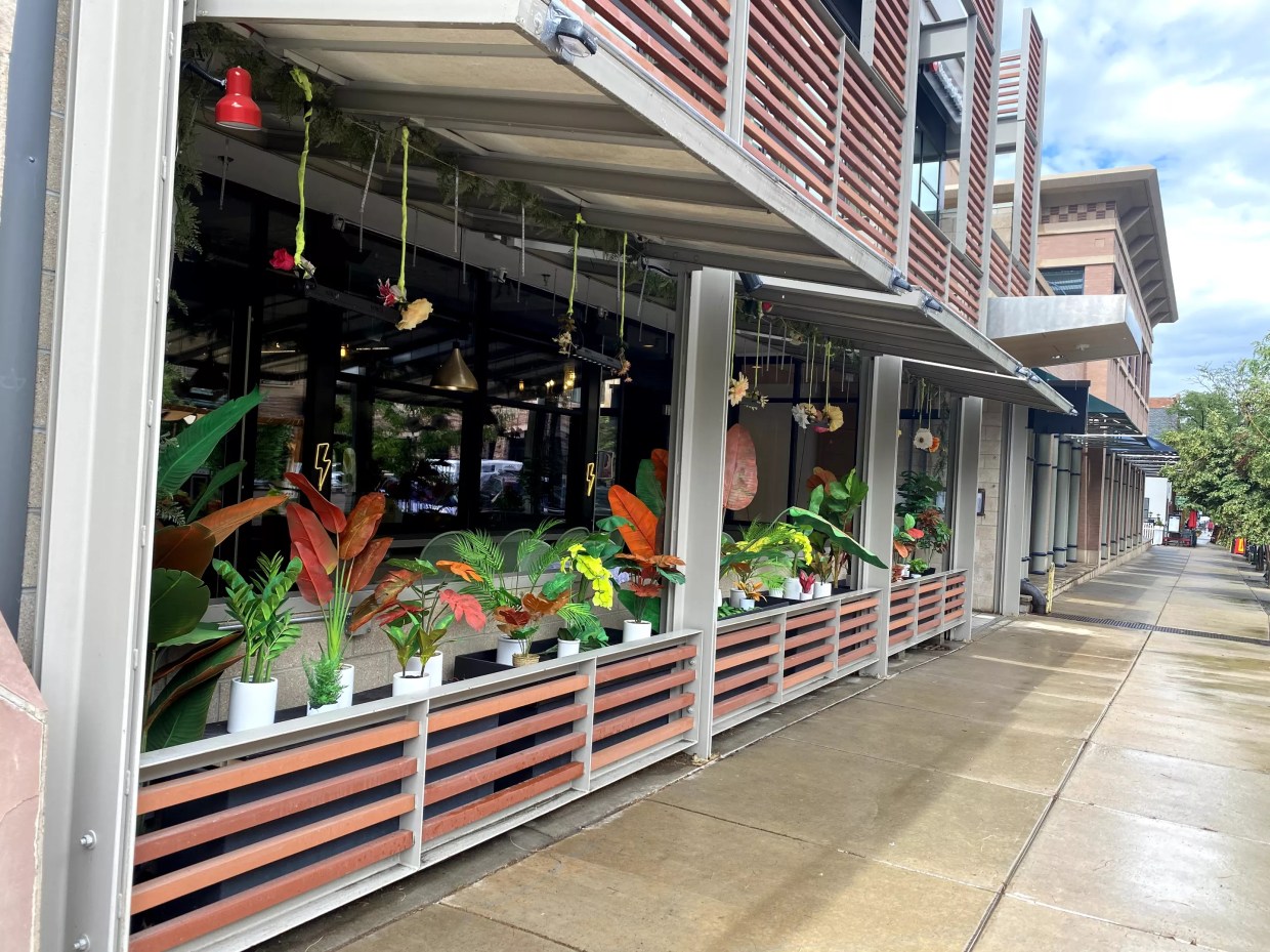 Keep the Moon, Lose the Super at Supermoon’s SuperHour