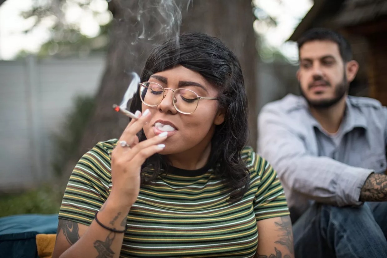 Marijuana Lounges, Hospitality Businesses Will Have to Wait in Aurora