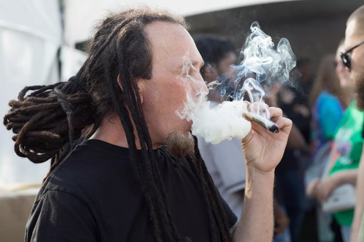 Reader: As States With Legalized Pot Increase, Colorado Sales Decrease