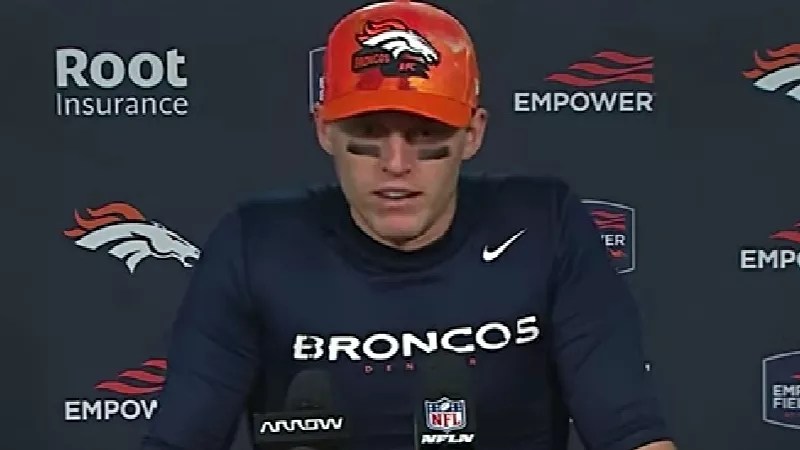 Broncos Fans on Twitter Think Team Sucks With or Without Russell Wilson