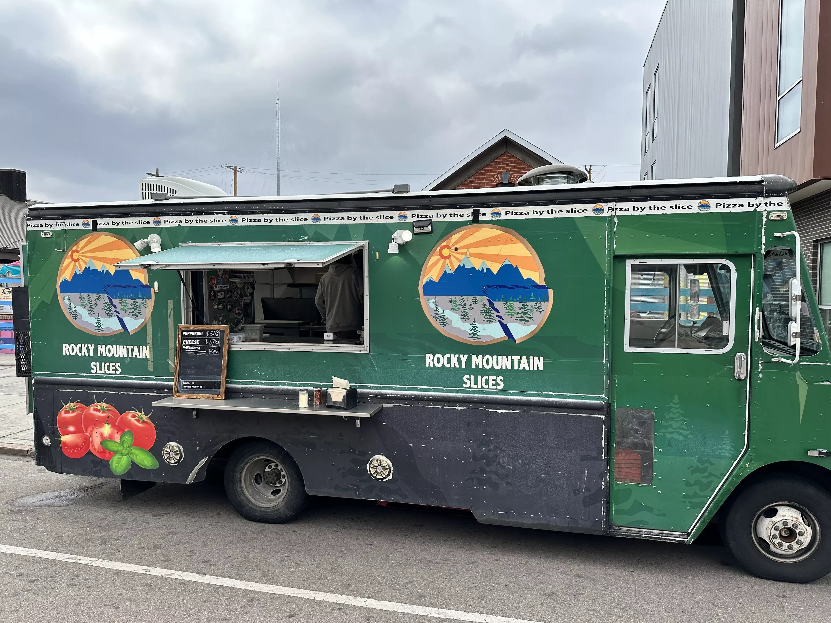 a green food truck
