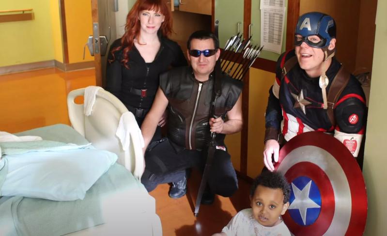cosplayers