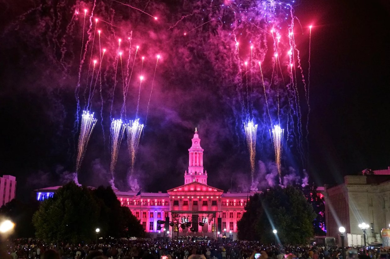 fireworks denver city hall