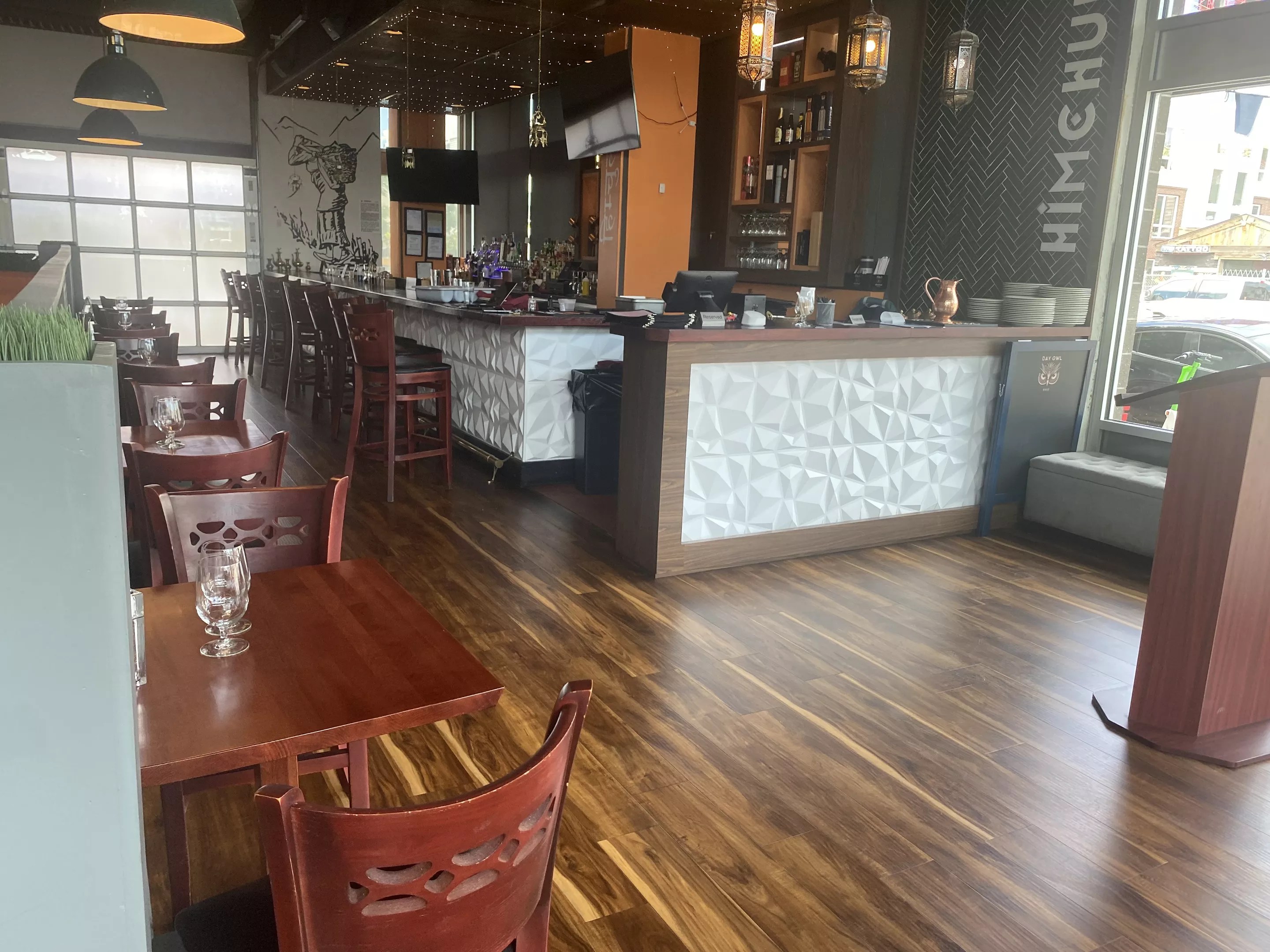 the inside of a restaurant