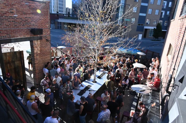 The Triangle bar had hundreds of guests for the last party.