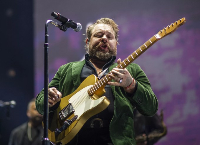 Nathaniel Rateliff on stage