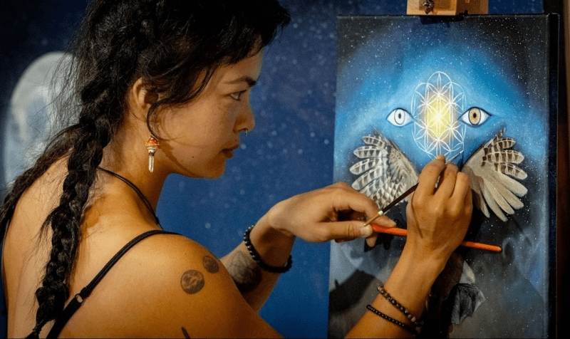 woman painting