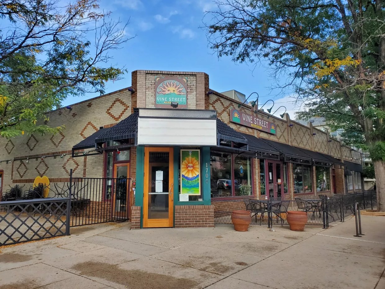 corner restaurant bar