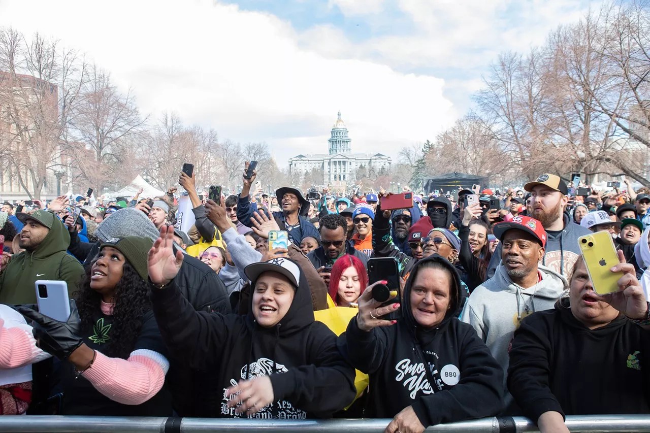 2023 Denver 420 Festival concert crowd in front of Colorado State Capitol