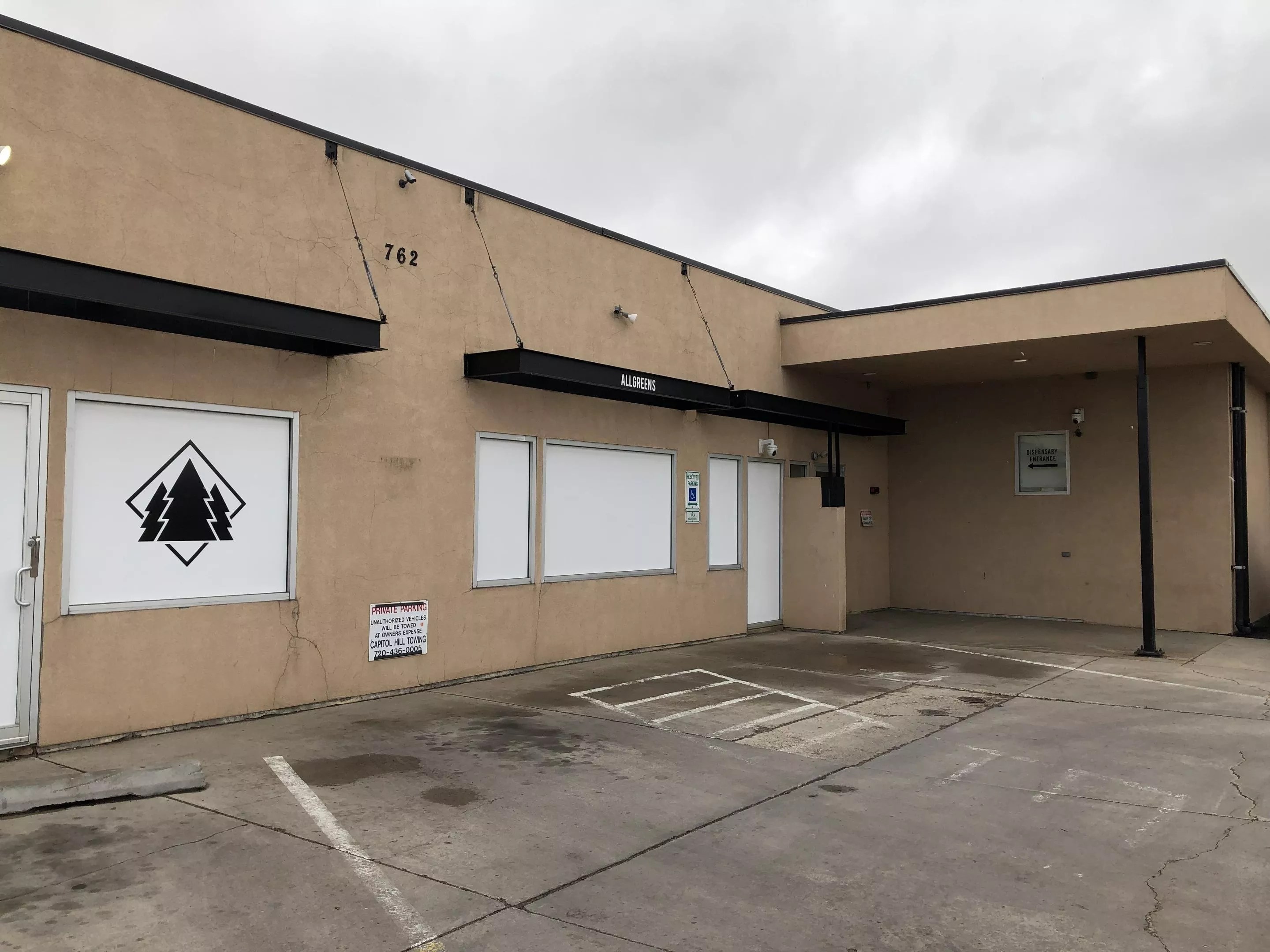 The entrance of Allgreens in Denver, Colorado.