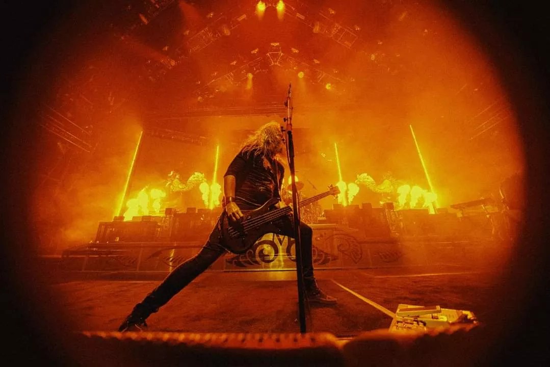 mastodon on stage with fire