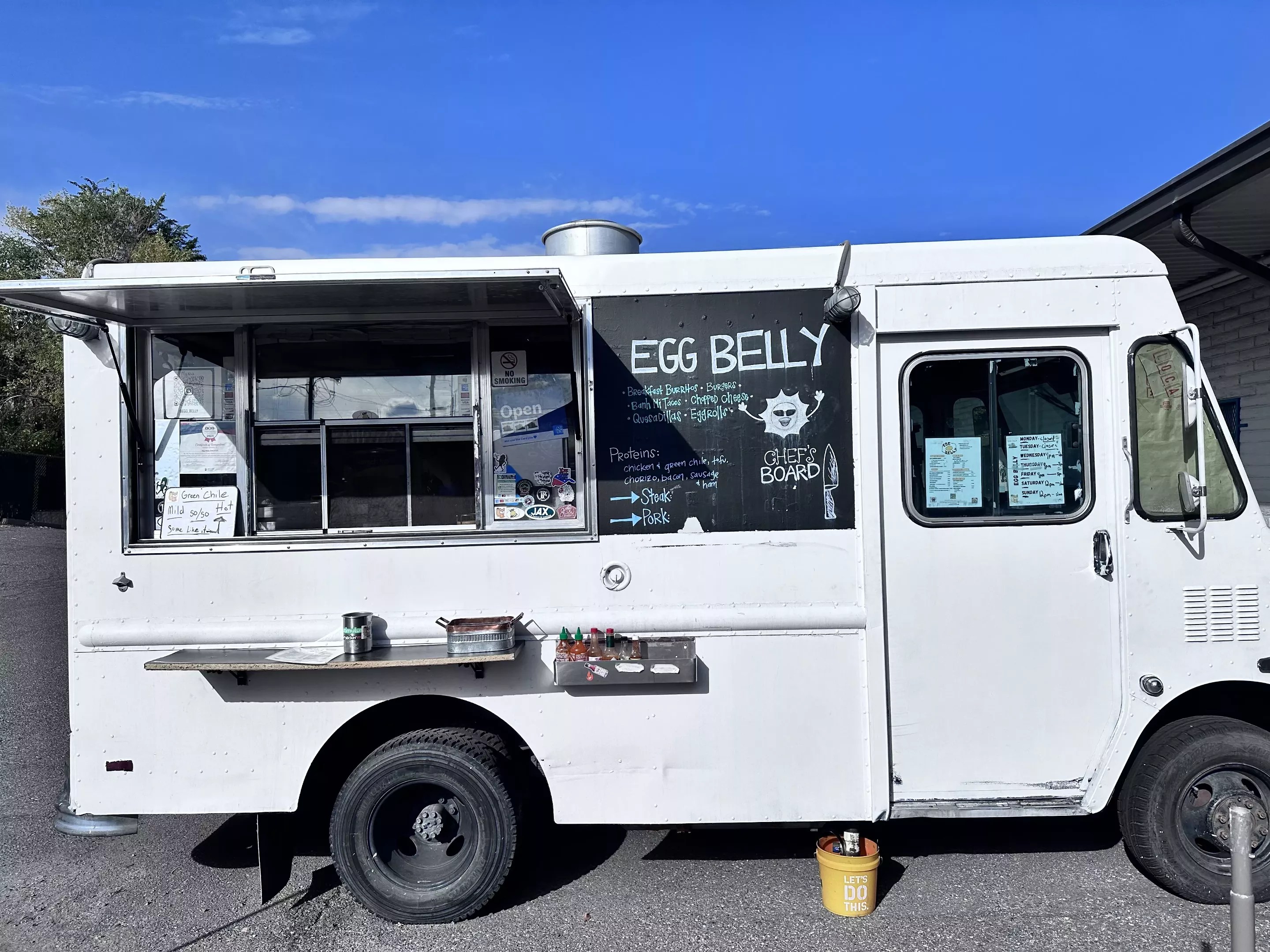 a white food truck