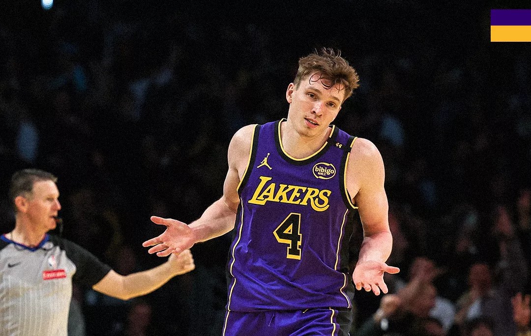 Lakers basketball player Dalton Knecht