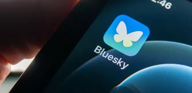 bluesky on phone