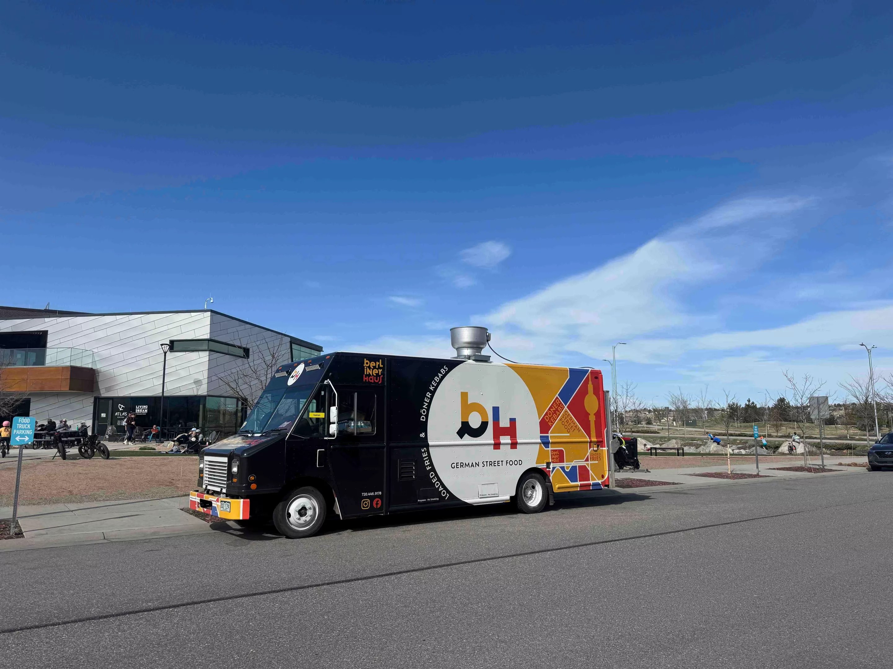 The branding draws from the Berlin Bauhaus aesthetic and features Berlin's metro lines along the back of the truck.