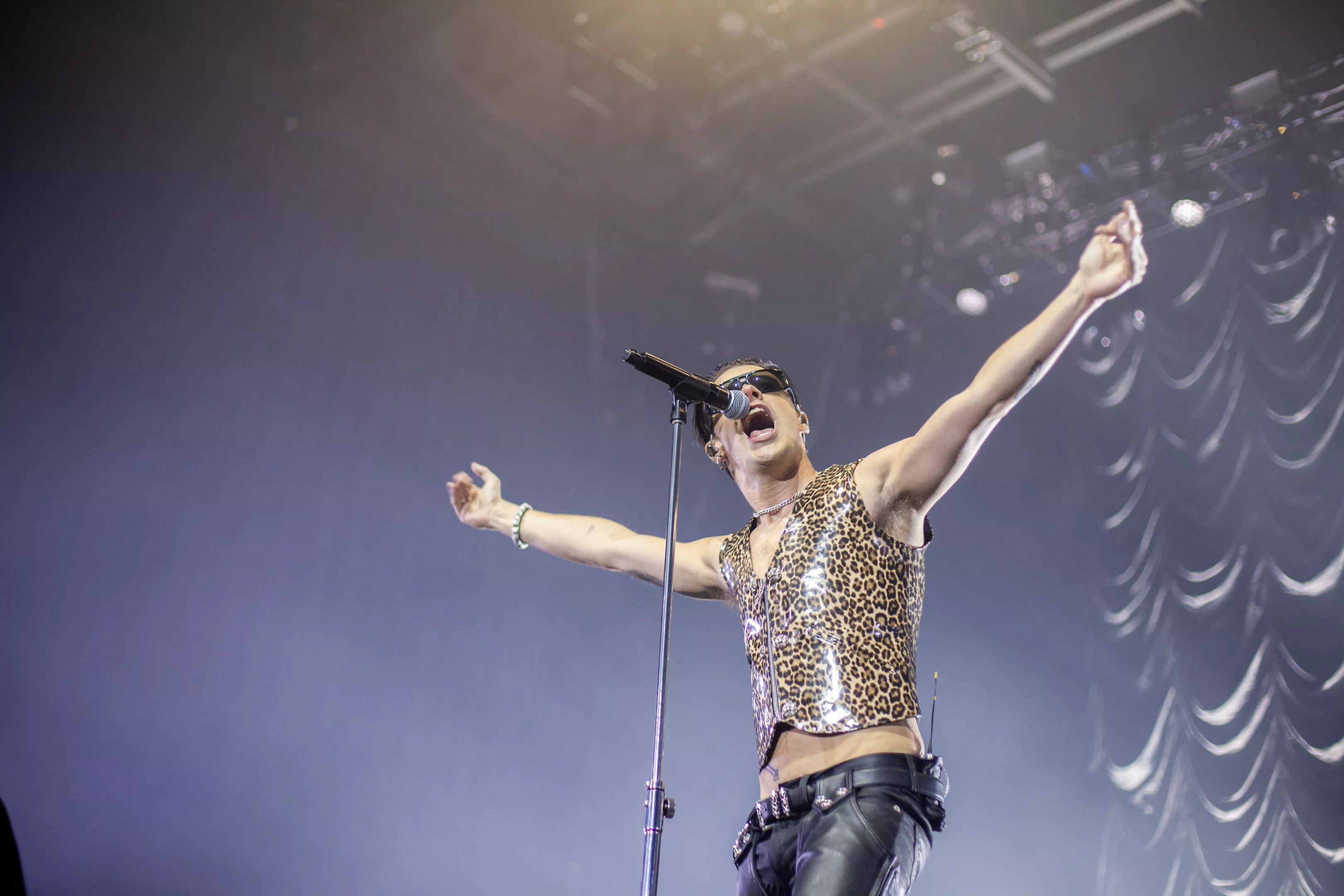 Yungblud performing at Mission Ballroom in Denver